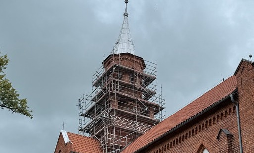 Zdjęcie do Inwestycja na terenie kościoła pw. Świętego Kosmy i Damiana w Świątkach